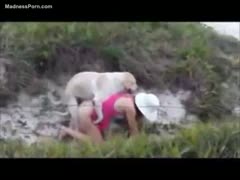 In Rio, wild sex with a dog
